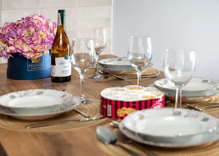 Manufaktura - 9th Floor, Parking, Ac - By Rentujemy Apartman