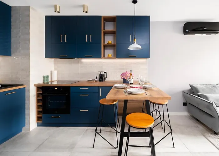 Manufaktura - 9th Floor, Parking, Ac - By Rentujemy Apartman