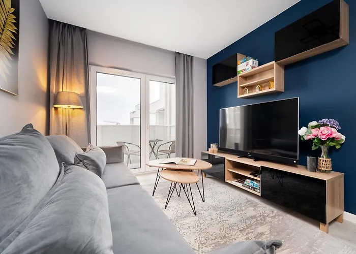 Manufaktura - 9th Floor, Parking, Ac - By Rentujemy